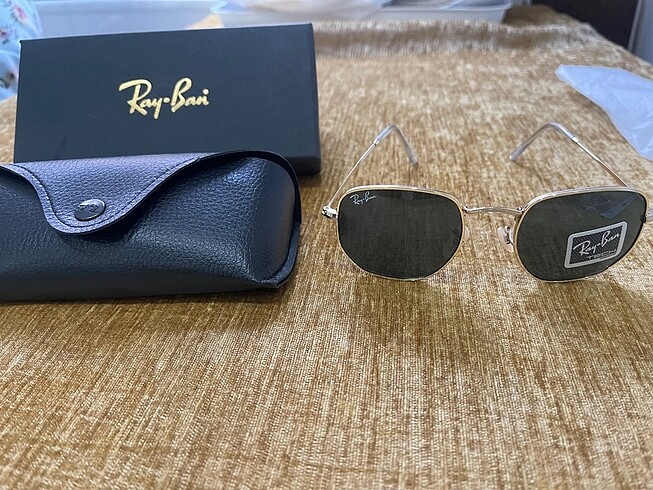  Beden Rayban güneş gözlüğü