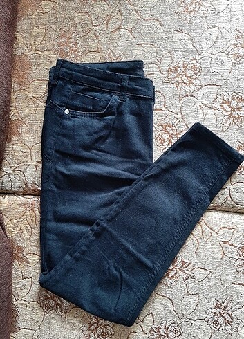 42 Beden siyah Renk Lc waikiki siyah pantalon