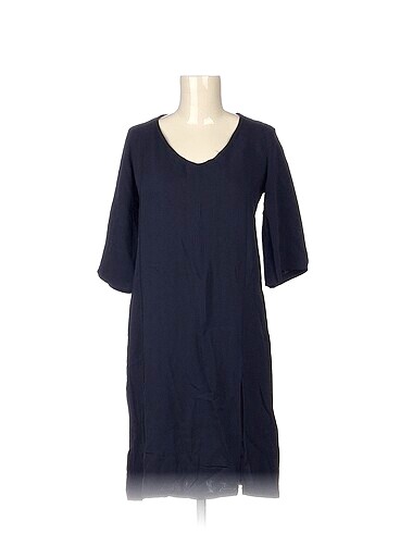 PreLoved Kısa Elbise %70 İndirimli.