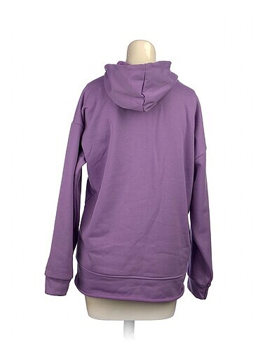 m Beden PreLoved Sweatshirt %70 İndirimli.