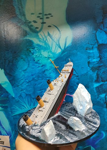 Titanic Batış dioraması - Görsel 3