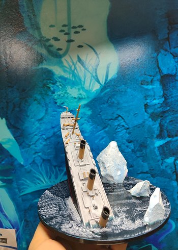 Titanic Batış dioraması - Görsel 4