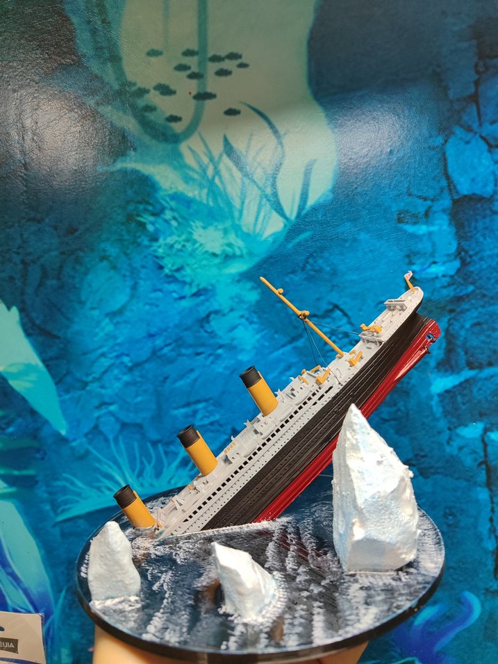 Titanic Batış dioraması - Görsel 2