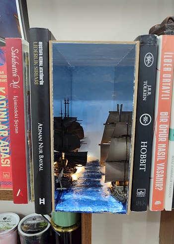 Booknook Kara İnci Savaş dioraması - Görsel 5