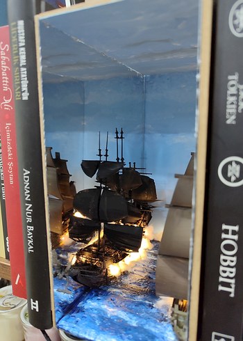 Booknook Kara İnci Savaş dioraması - Görsel 2