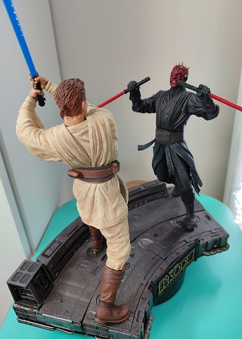 Darth Maul vs Obi Wan diorama