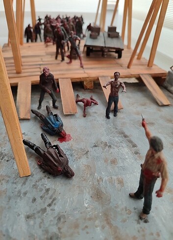 Walking Dead Rick Köprü sahnesi - Görsel 8