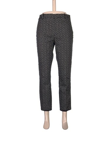 H&M Düz Kesim %70 İndirimli.