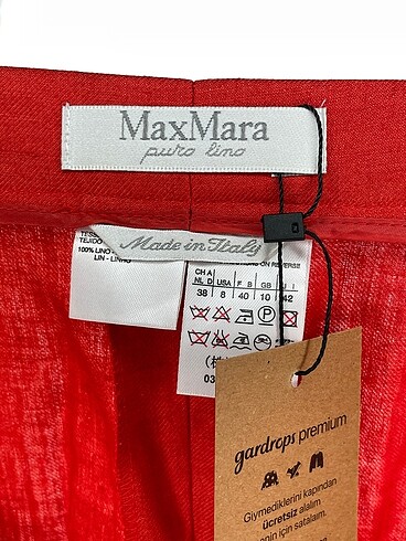 38 Beden kırmızı Renk Max Mara Düz Kesim %70 İndirimli.