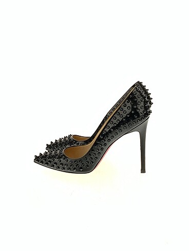 Christian Louboutin Stiletto %70 İndirimli.