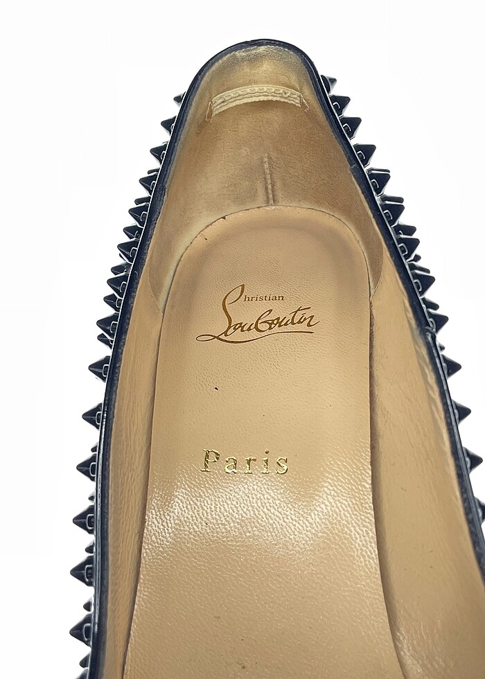 Christian Louboutin Stiletto %70 İndirimli. - Görsel 4