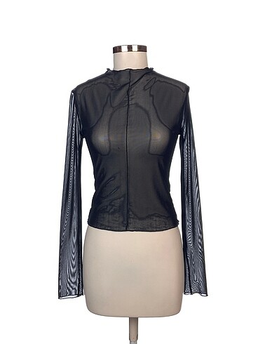 Pull and Bear Bluz %70 İndirimli.