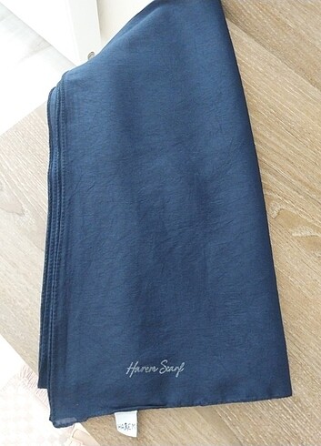Harem scarf