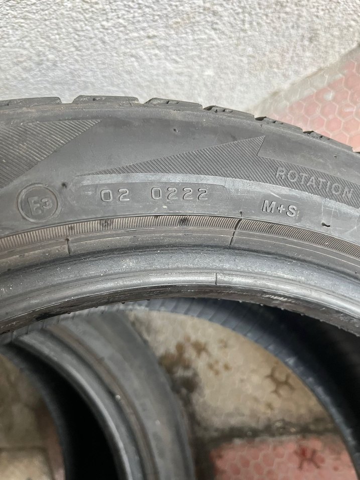 Siyah Kış Lastik - Görsel 2