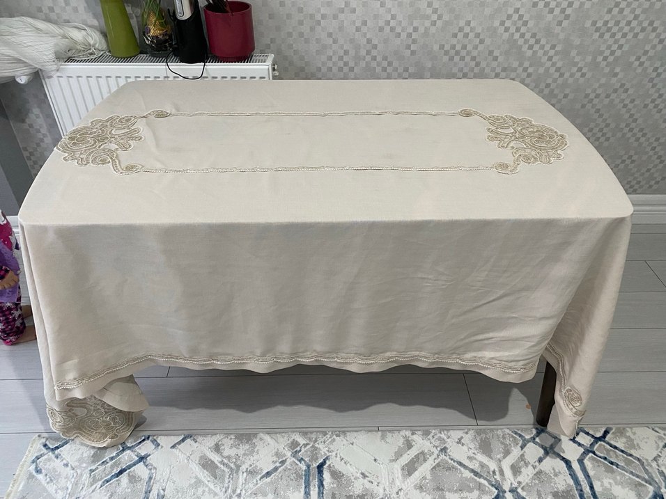 Bohem Tarzı Bej Masa Örtüsü - Görsel 2