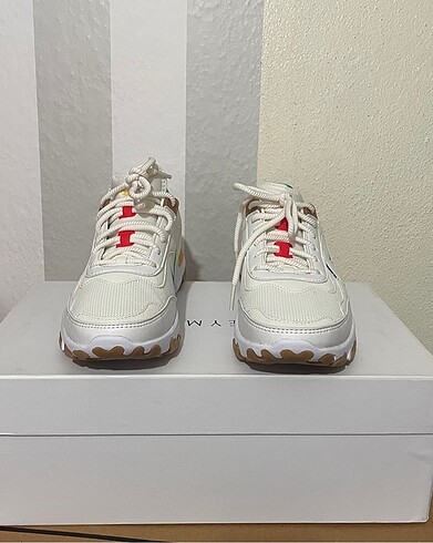 Nike Orijinal Nike React Revision Sneakers 36