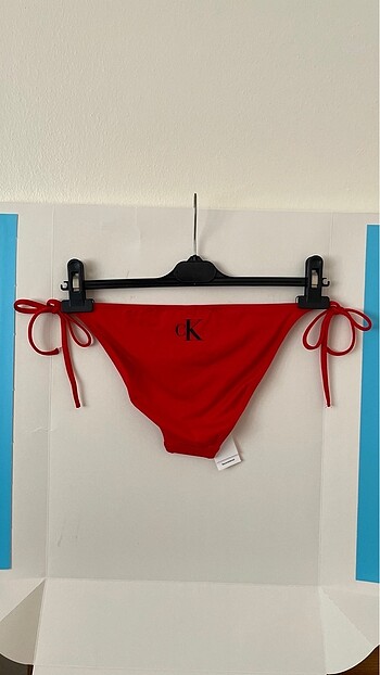 m Beden kırmızı Renk Orijinal Calvin Klein Bikini Altı M
