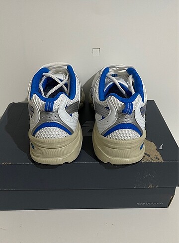 42 Beden çeşitli Renk Orijinal New Balance 530 42