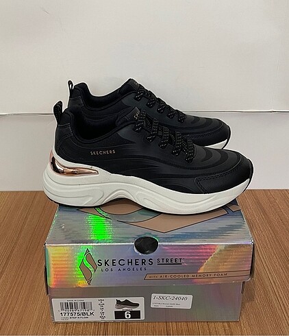 Skechers Orijinal Skechers Hazel-Step 38,5
