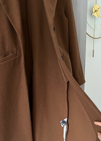 Kahverengi Düğmeli Klasik Kaban - Görsel 3