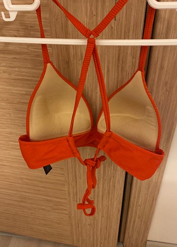 Kırmızı Strappy Mini Bikini Üstü - Görsel 2