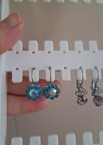 Mavi taşlı Mini Çiçek Küpeler - Görsel 2