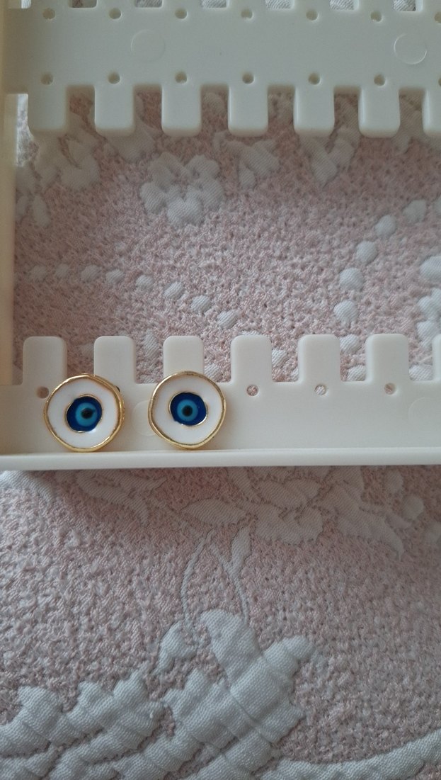 Beyaz Nazar Boncuğu Mini Küpe - Görsel 2
