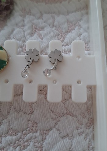 silver rengi Mini Kadın Küpe - Görsel 3