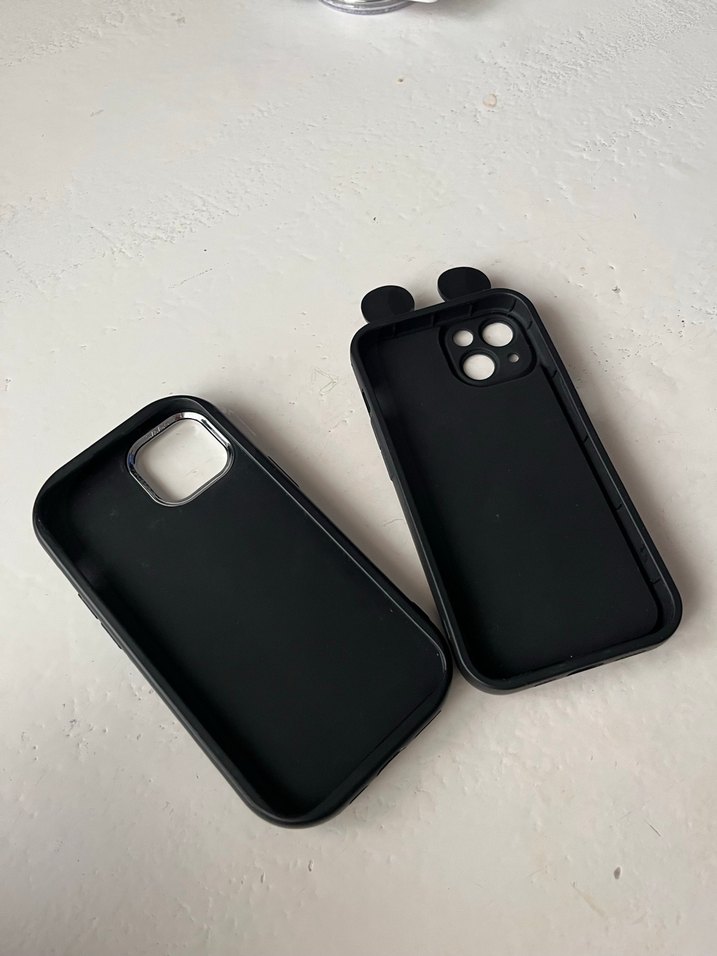 Düğmeli Siyah Gotik Telefon Kılıfı - Görsel 3