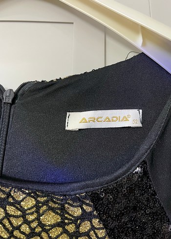 Siyah Yılan Desenli Uzun V Yaka Balık Elbise - Görsel 6