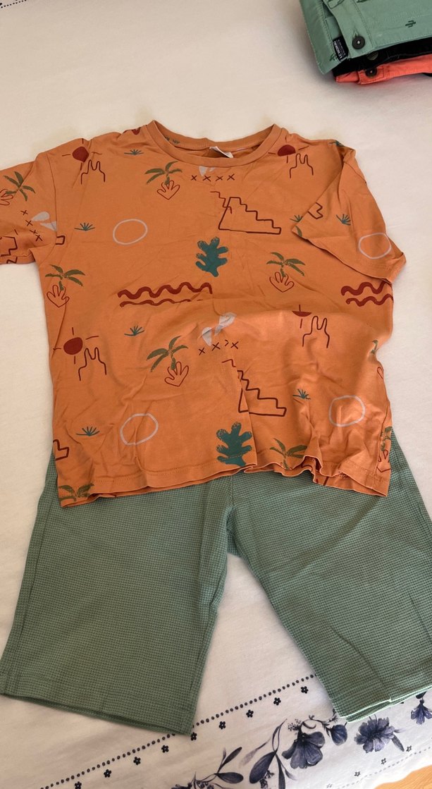 Erkek çocuk Karışık Desenli Kısa Kollu Takım - Görsel 4