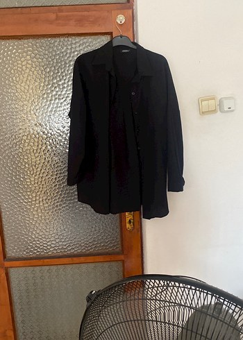Düğmeli Siyah Keten Kadın Gömlek