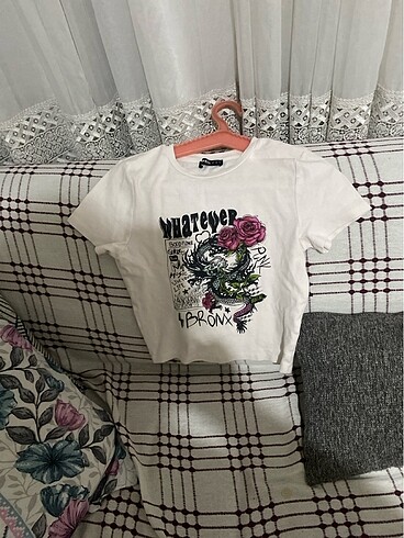 Kısa model bluz