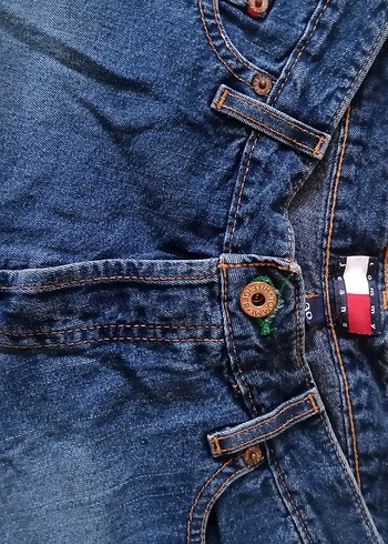 30 Beden Tommy Hilfiger Bayan Kot Şort