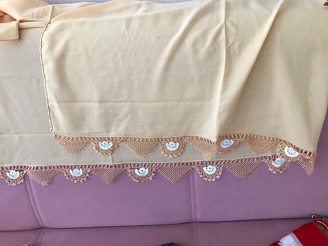 Beden Çeyizlik baş örtüsü tülbent eşarp el emeği oya mekik