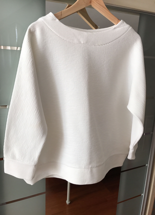BEYAZ SWEATSHIRT