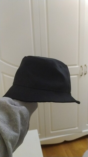 Siyah balıkçı şapkası 