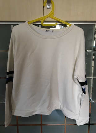 Zara sweatshirt