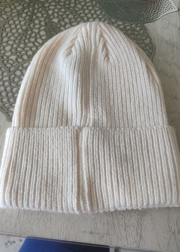 Beyaz Örgü Kadın Bere - Görsel 2