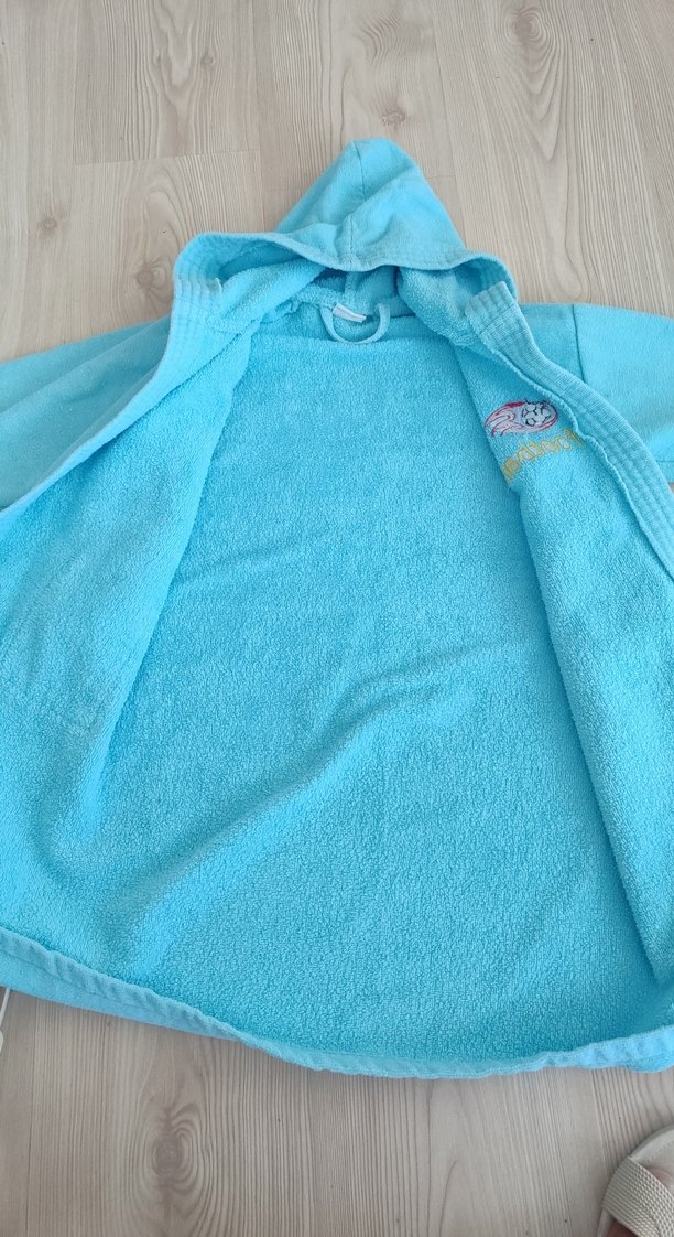 Kapüşonlu Mavi Erkek Çocuk Bornoz - Görsel 4