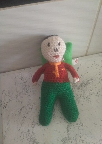 Beden Renk Renkli Örgü Bebek ve Yastık