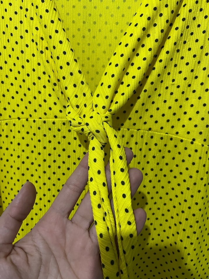 Sarı Puantiyeli V Yakalı Midi Elbise - Görsel 3
