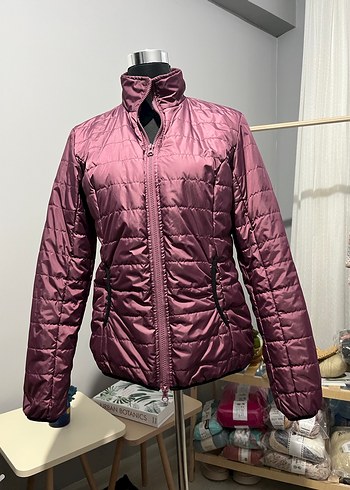 Yüksek Yakalı Siyah Kadın Mont - Görsel 2