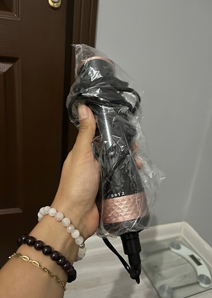 Aprilla saç şekillendirici - Görsel 3