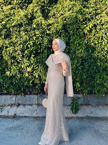 Abiye tesettür