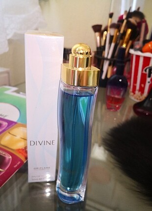 Oriflame Bayan Parfümü Divine