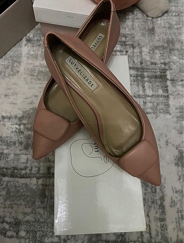 Lutvelizade stiletto