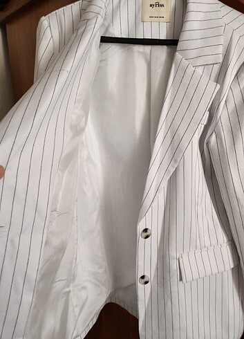 Siyah çizgili beyaz blazer ceket - Görsel 3