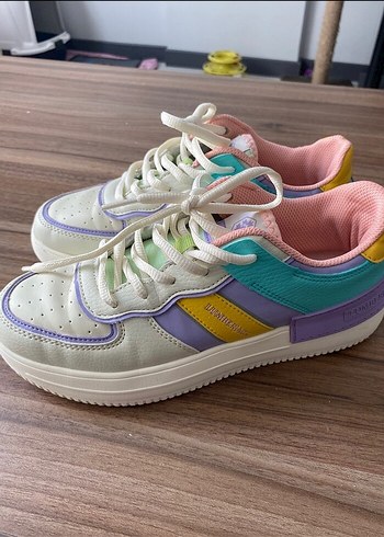 Bağcıklı Pastel Renkli Platform Spor Ayakkabı