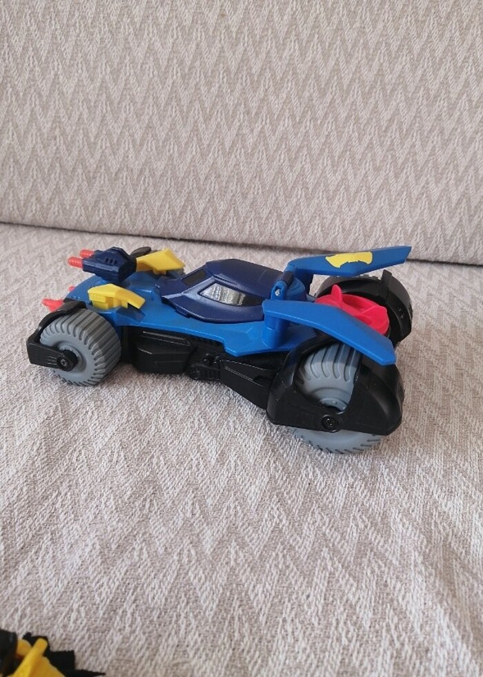 Lisanslı Batman ve Arabası  - Görsel 4